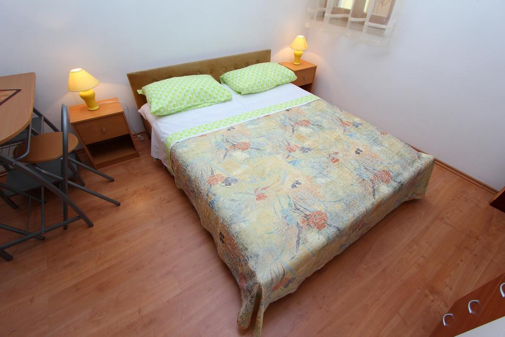 Apartments Antolovic Rovinj Exteriör bild