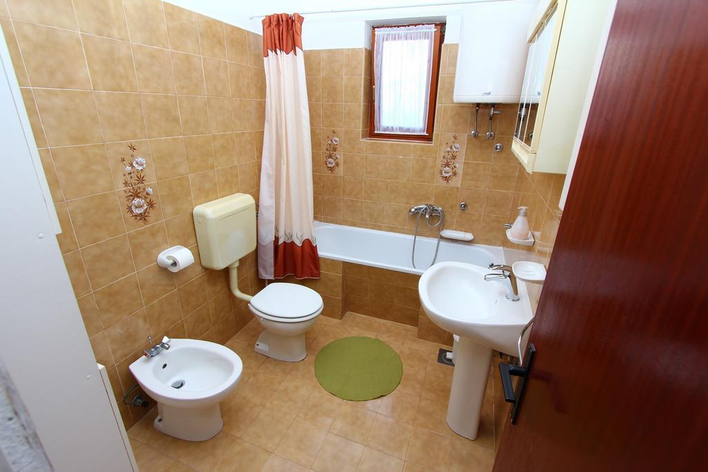 Apartments Antolovic Rovinj Exteriör bild
