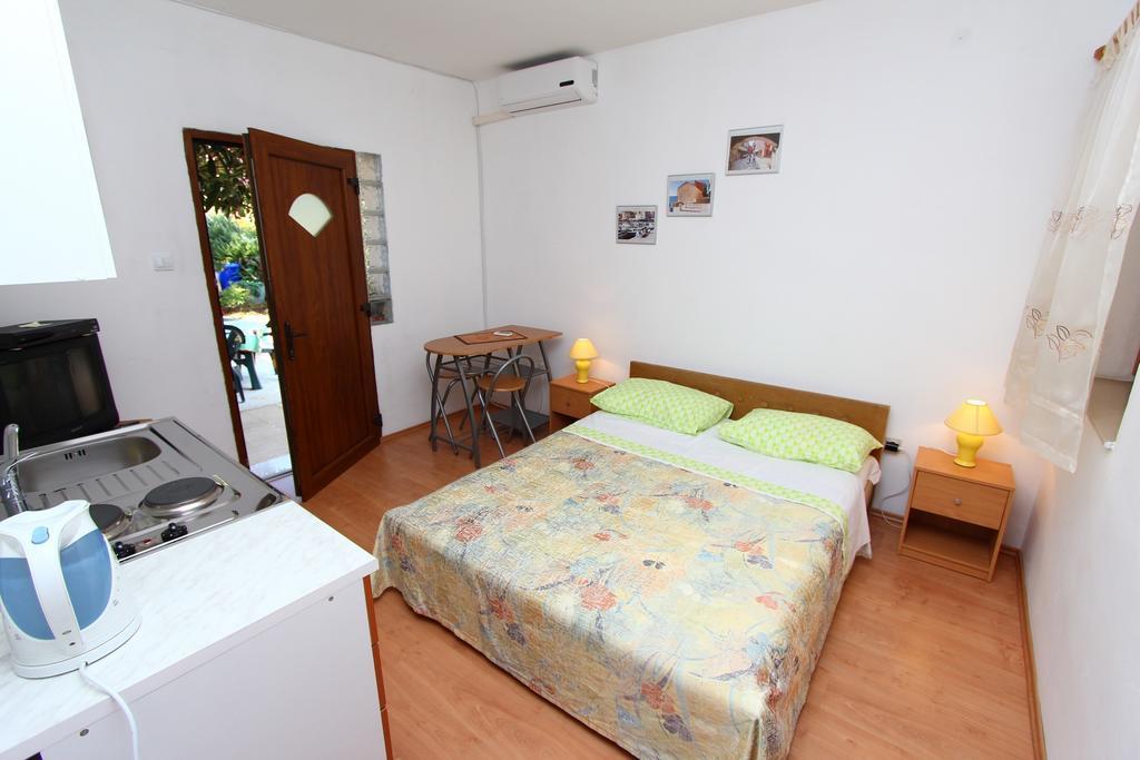 Apartments Antolovic Rovinj Rum bild