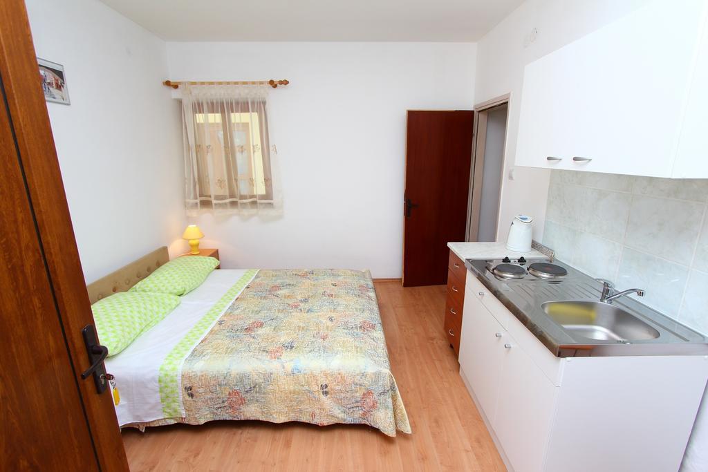 Apartments Antolovic Rovinj Rum bild